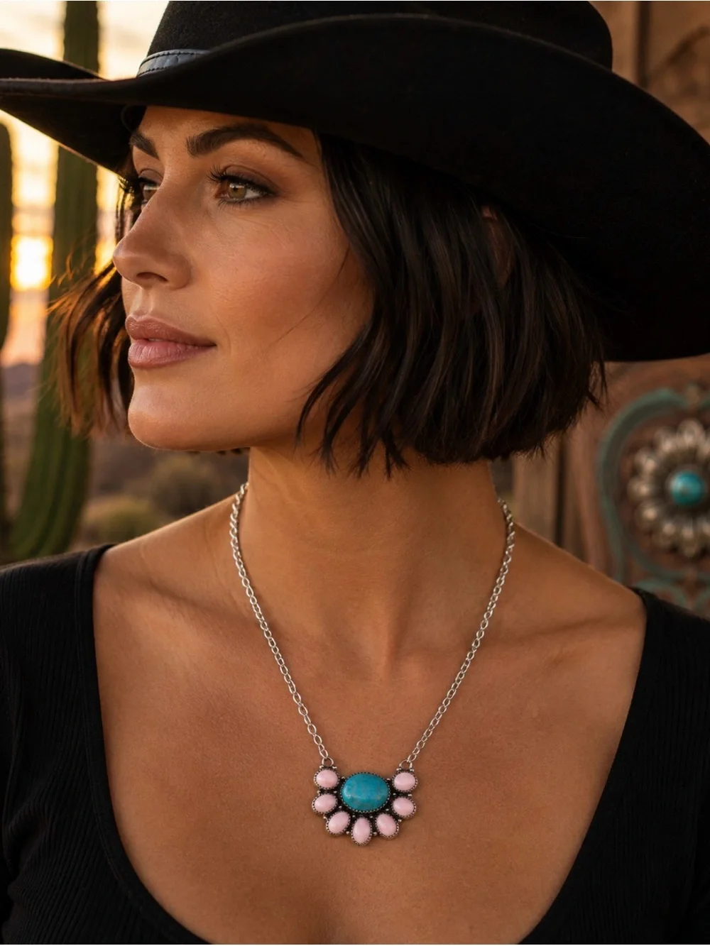 Authentic Kingman Turquoise & Pink Conch Sterling Silver Cluster Necklace - Picture 4 of 5